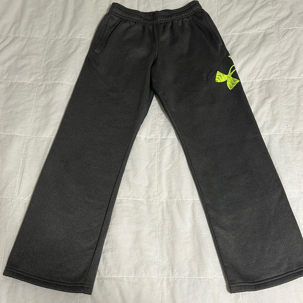 Under Armour Cold Gear Kids boys 
winter sweat pants Sherpa fleece inside